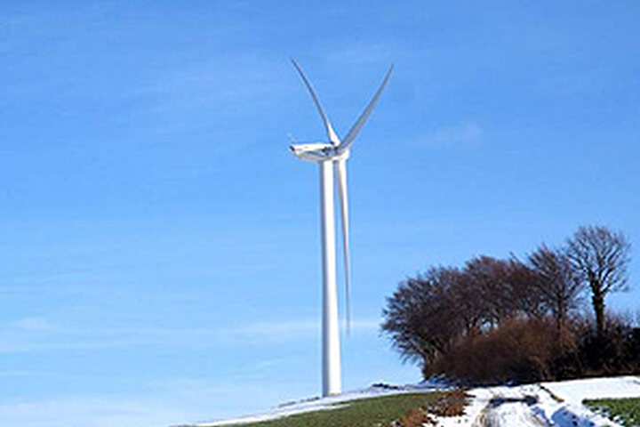 Windenergieanlagen beim Repowering in Schülp