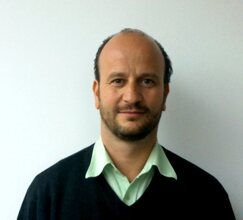 Nikolaus Wolff